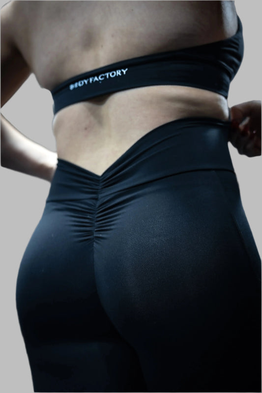 Chloe V back leggings
